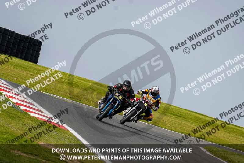 cadwell no limits trackday;cadwell park;cadwell park photographs;cadwell trackday photographs;enduro digital images;event digital images;eventdigitalimages;no limits trackdays;peter wileman photography;racing digital images;trackday digital images;trackday photos